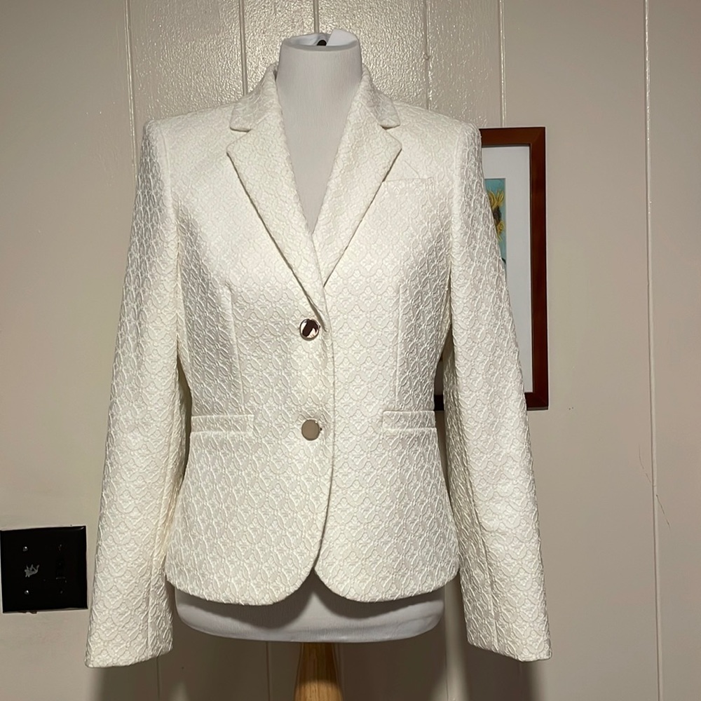Calvin Klein size 8